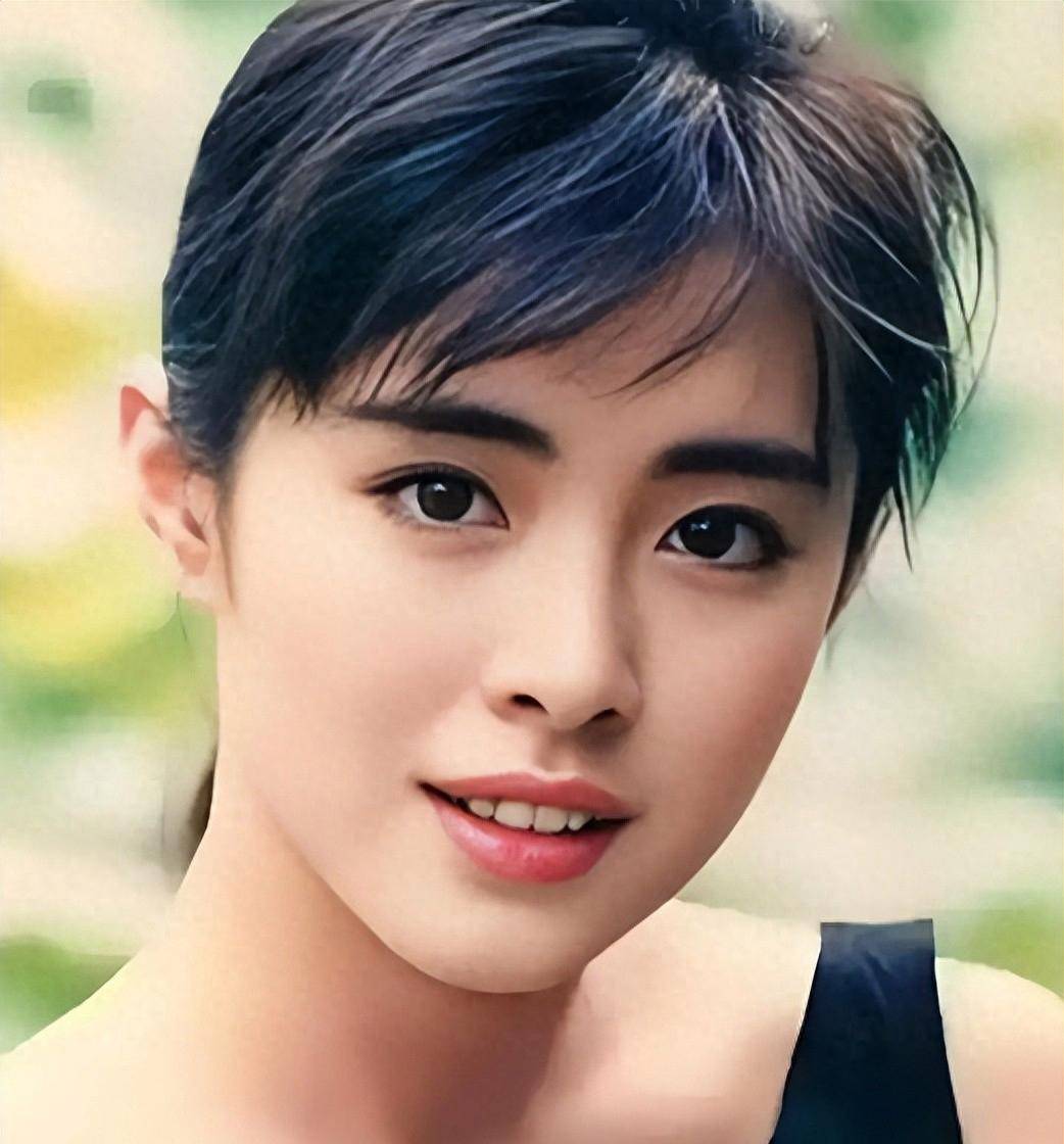 原创            继张柏芝谢霆锋后,王晶再次曝出王祖贤退圈原因,也是因为谈恋爱