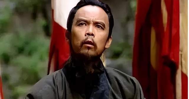 原创            周瑜病逝后,庞统亲自送葬,他们究竟是什么关系呢?