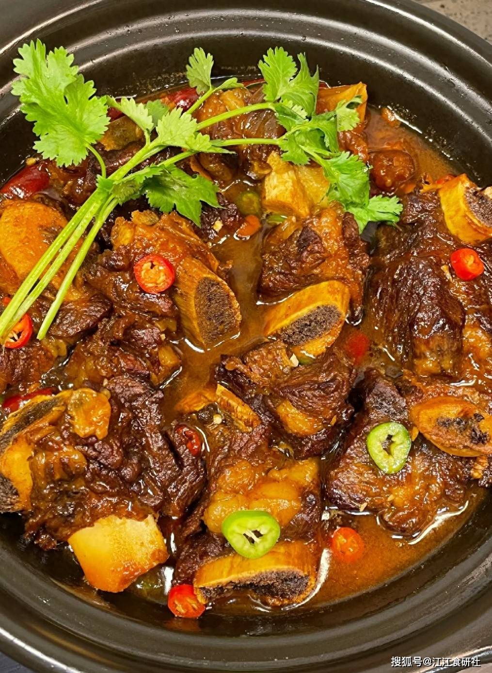 原创            霜降进补正当时,中老年人多吃这3肉,御寒蓄力,为入冬打好基础