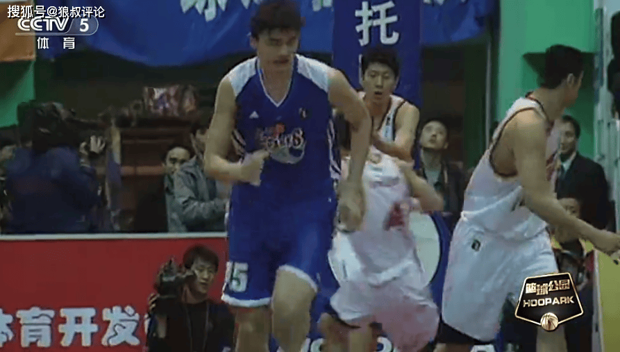 原创            姚明谈帮助上海男篮夺冠：当时为了去另外一个联赛我必须得拿