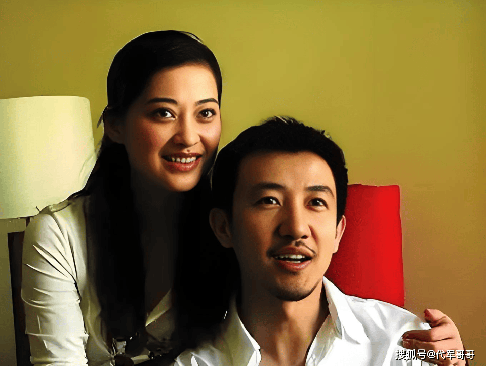 原创            一婚嫁给导演，二婚嫁给摄影师，如今50岁的她成为人生赢家