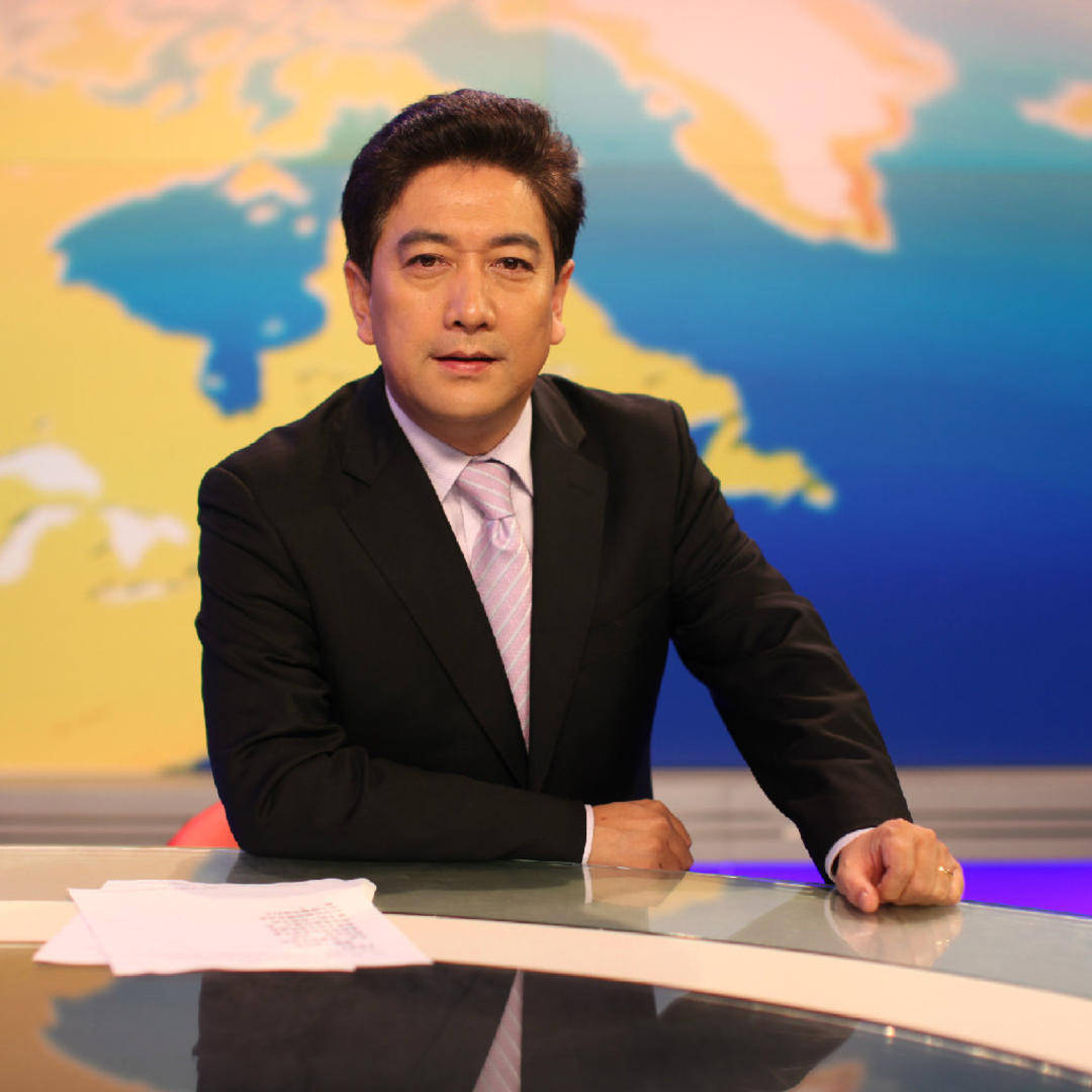 水均益直播辟谣移民,公众人物无需反复自证清白|文艺评论