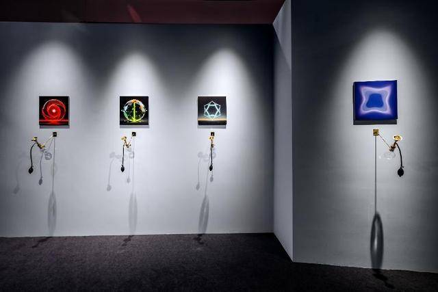 京东健康“心迷艺术展”登陆武汉江滩 以艺术疗愈推动心理健康公益普及