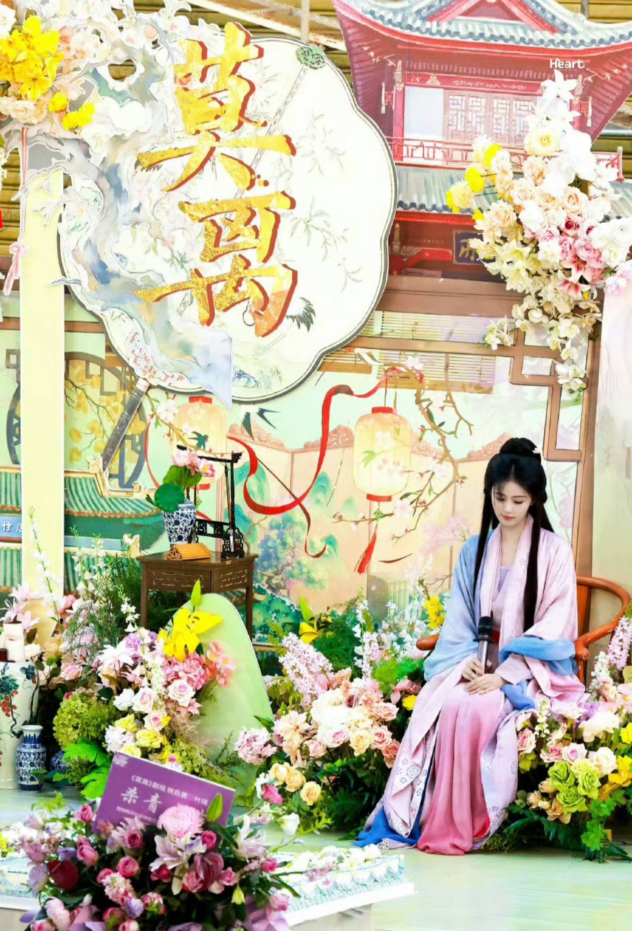 原创            白鹿拍戏生病暴瘦至86斤！粉丝心疼：宝，咱们健康第一啊！