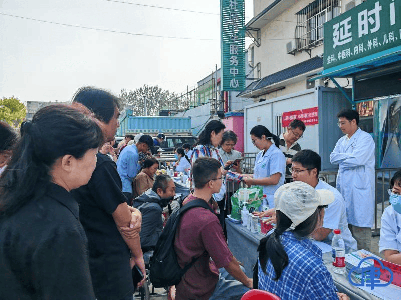 世界精神卫生日：心服务 零距离 河东区暖心行动点亮心灵之光