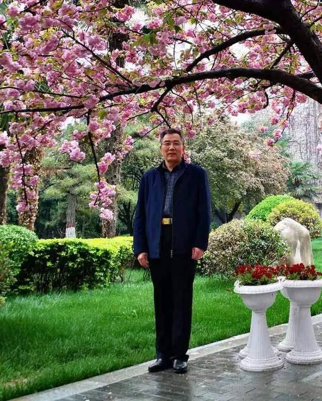 思想性和艺术性俱佳，值得品味——张正乾《七绝•咏笔》鉴赏