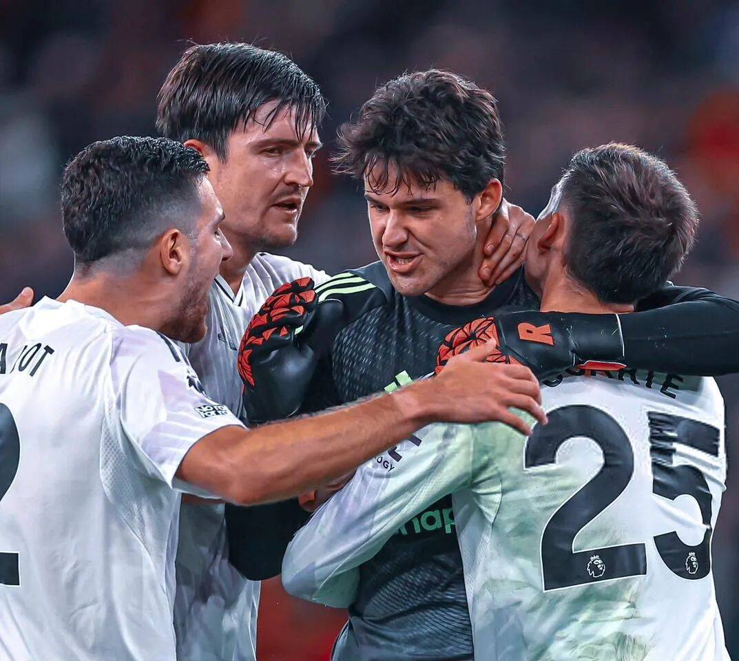 原创            比马奎尔亮眼：曼联迎来新英雄阵容短板彻底补强