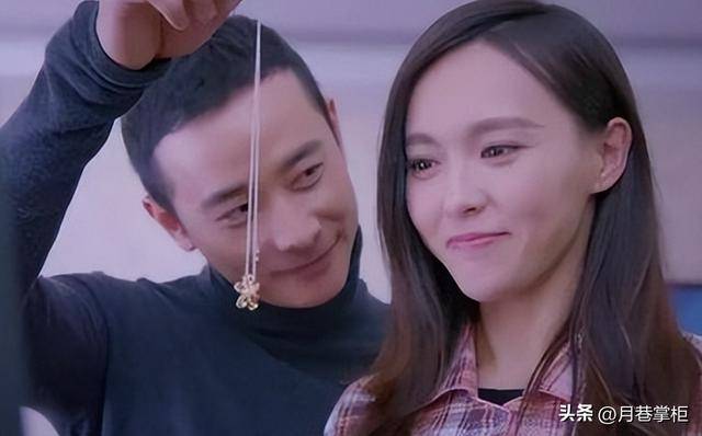 原创            唐嫣罗晋恩爱人设崩塌了!夫妻常年两地分居,全靠女方一家带娃