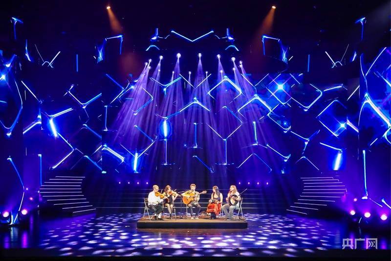 第13届中国国际民间艺术节在广东佛山开幕