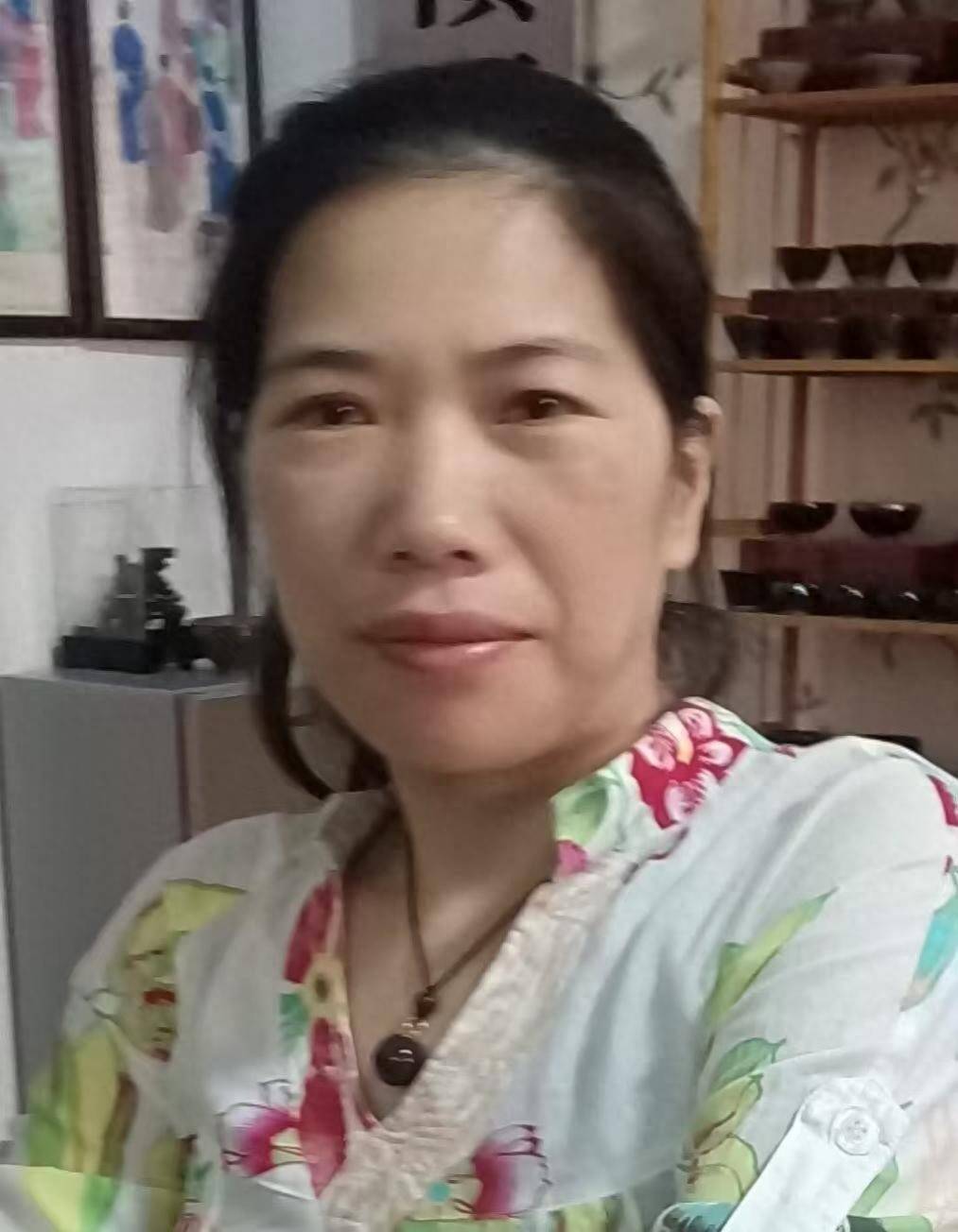 当代著名画家雷月平