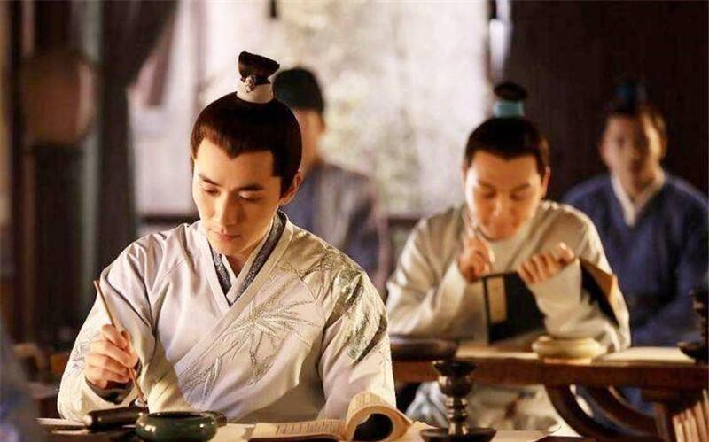 原创            “秀才”在古代不是最有钱的,为什么商人都想把女儿嫁给他?