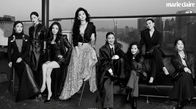 原创            VOGUE力捧刘亦菲被反噬，20周年众多大咖不出席，场面太尴尬！