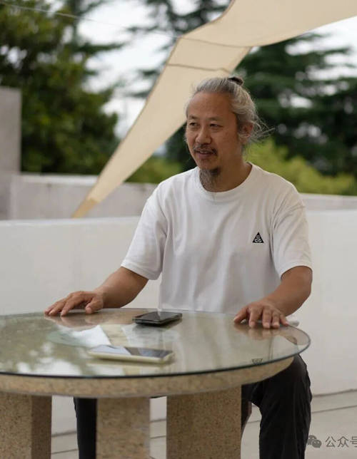 薛杰喜油画艺术个展在北京开幕