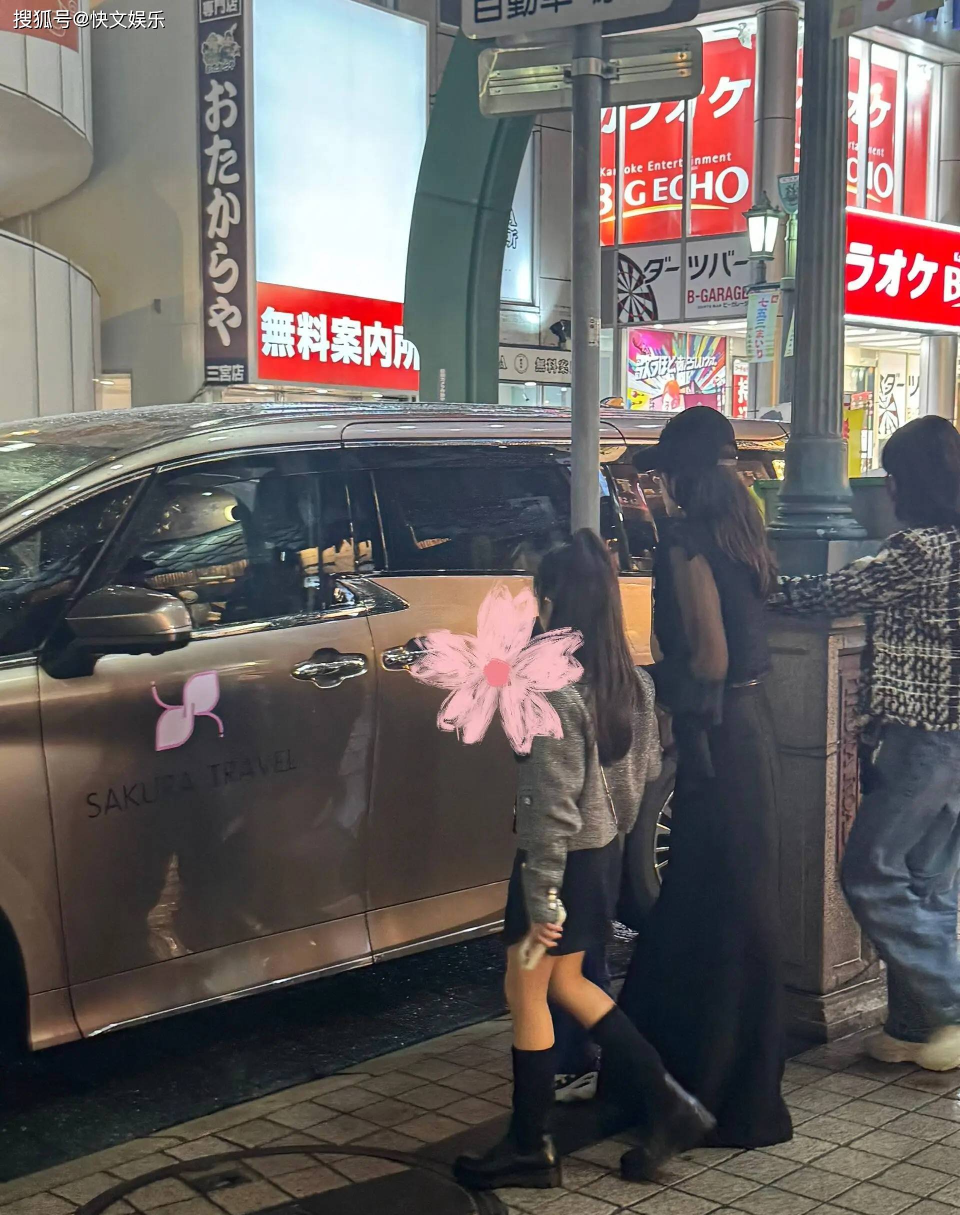 原创            章子怡带女儿追星宋雨琦！她也成了女儿奴，为女儿的发展铺路了