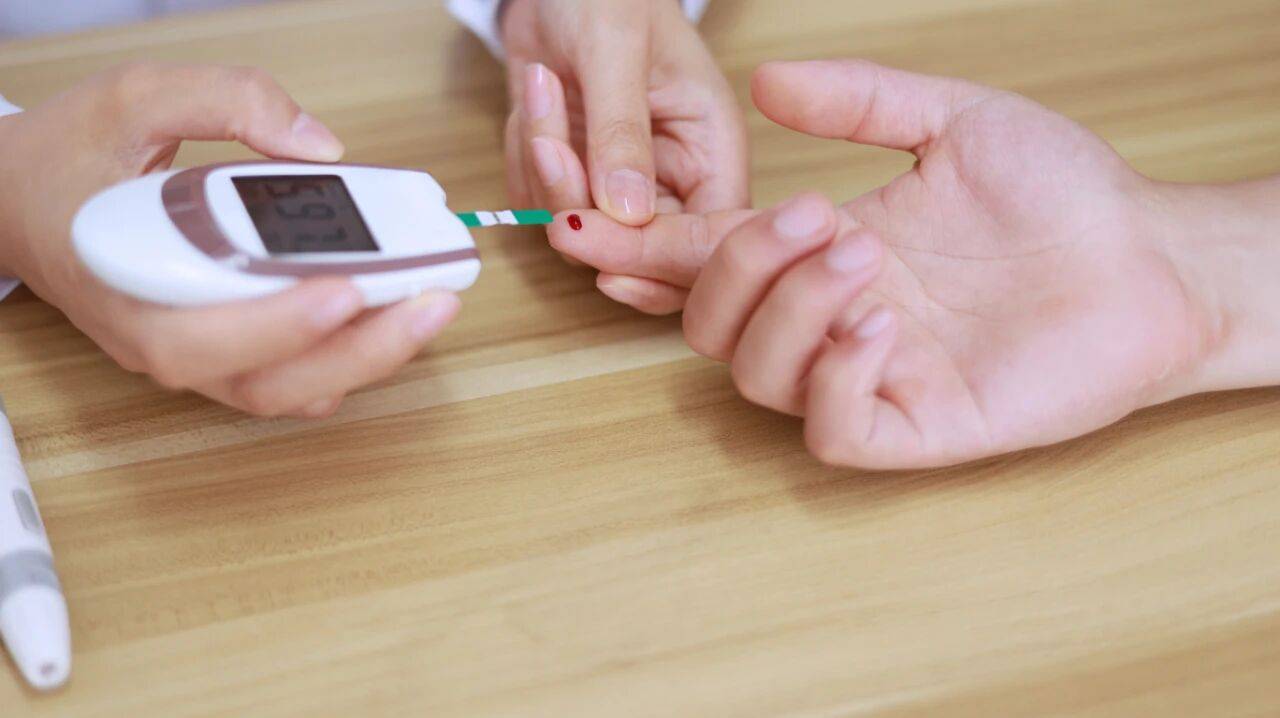 原创            健康陷阱：这些所谓的“健康食物”，可能正在悄悄升高你的血糖值