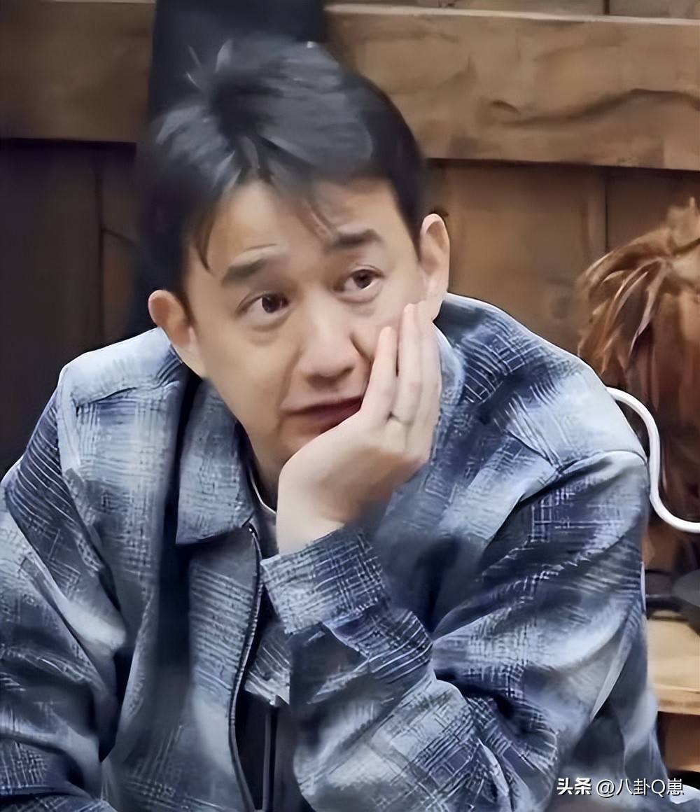 原创            孙红雷的话没说错！53岁黄磊身体出问题，担心他的不止有何炅