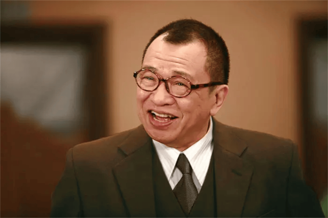 原创            83版《射雕英雄传》妙手书生去世,半个娱乐圈送别,显赫家世曝光