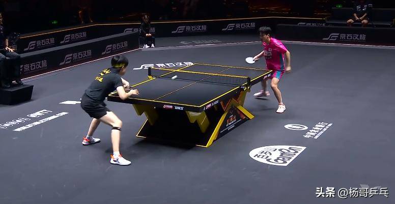 原创            中韩对抗，王楚钦火力全开，直落三局横扫安宰贤，强势晋级八强