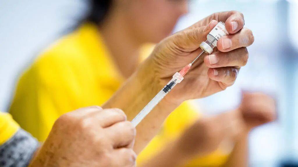 【荷兰】研究：新冠疫苗有助于免疫疗法对抗某些类型的癌症