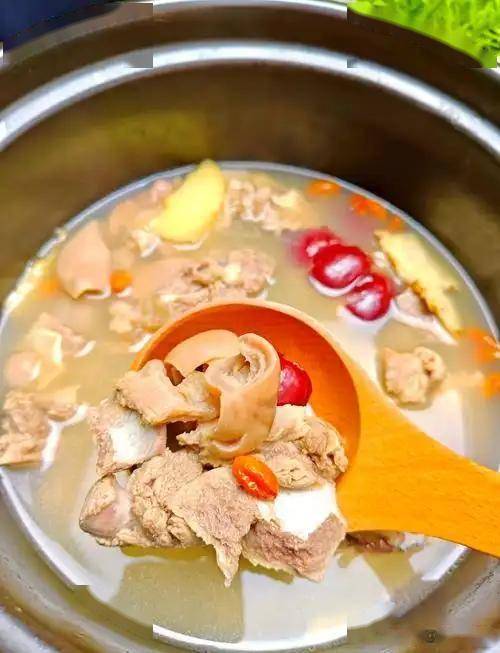 原创            老中医私藏的4道“气血双补方”，家常食材就能做，越吃越年轻！