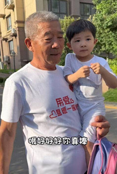 原创            小天赐，终为父母当年的“冲动”买了单！年仅6岁活得不像个小孩