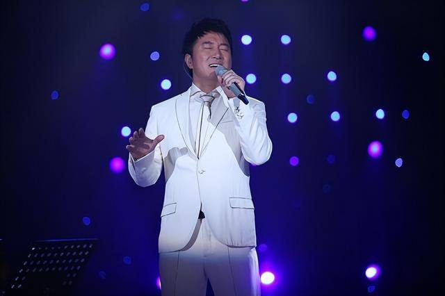 原创            这6位火遍全国的男歌手，如今个个被封杀，所作所为都不值得原谅