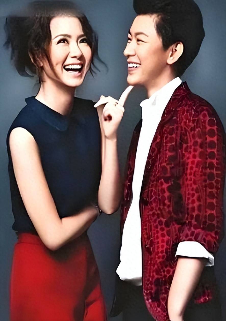 原创            句句不提戚薇，却句句指向戚薇，分手十多年了林子君依旧没放下