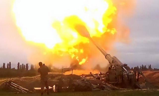 上万乌军被围，普京只降不杀！泽连斯基喊话特朗普：去找中国帮忙？