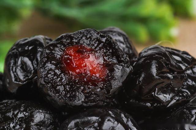 乌梅调胆囊息肉：10种经典配伍+辨证攻略，帮你找对“护胆”关键