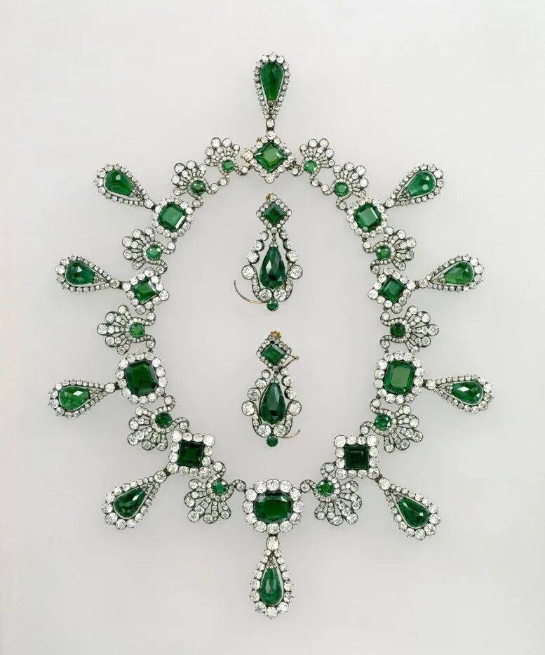 法国人能找回消失的珠宝吗？