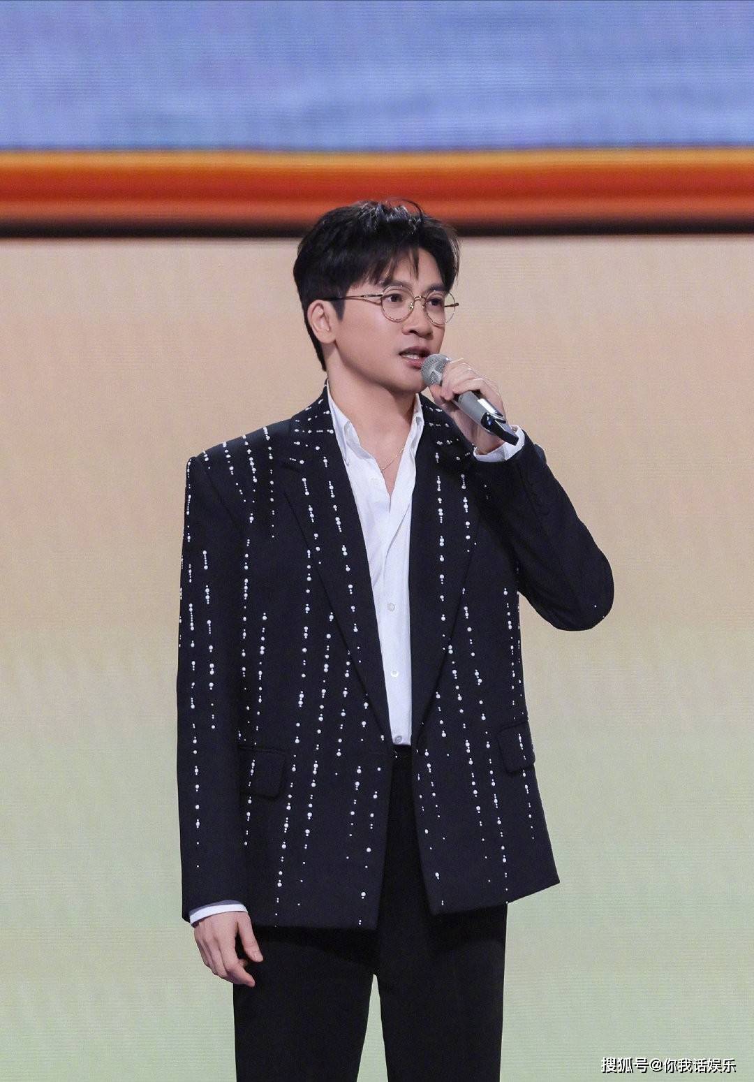 原创            看懂《声生不息华流季》官宣,才明白苏有朋黄霄云李佳薇实力多强