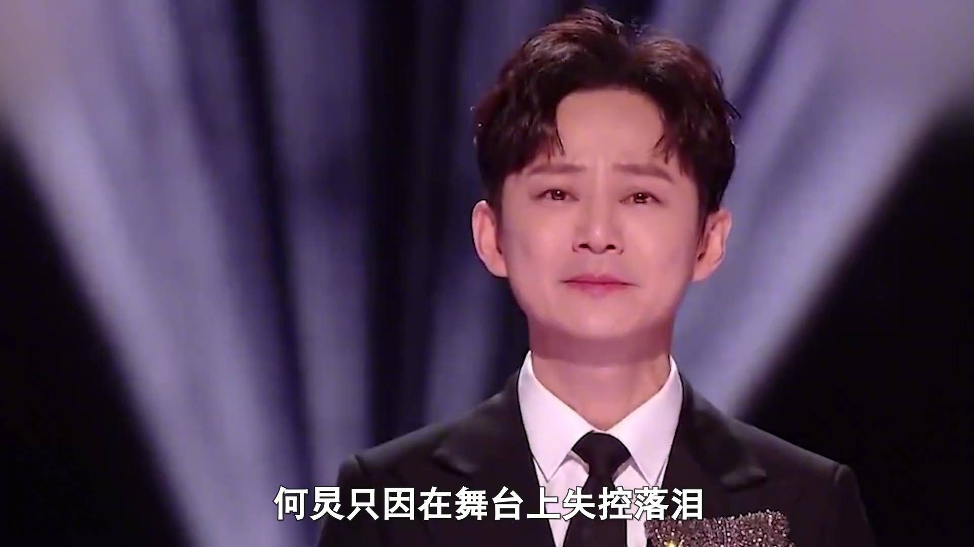 原创            51岁何炅现状惹人心疼！无儿无女独居生活，收礼风波后形象崩塌