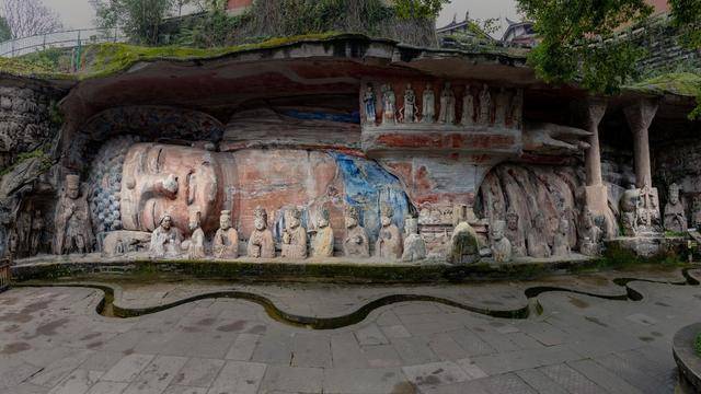 业界：推动大足石刻文化价值与珠宝产业双向赋能