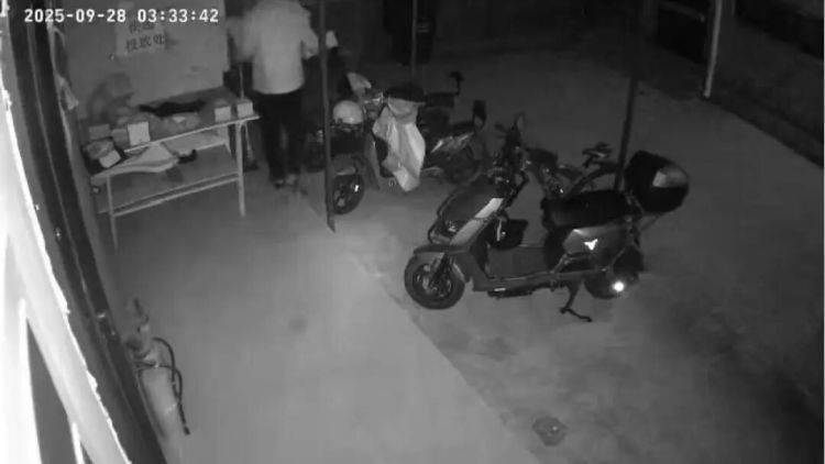 上海男子有稳定工作和收入，却总沉迷在深夜干这事……被抓了！