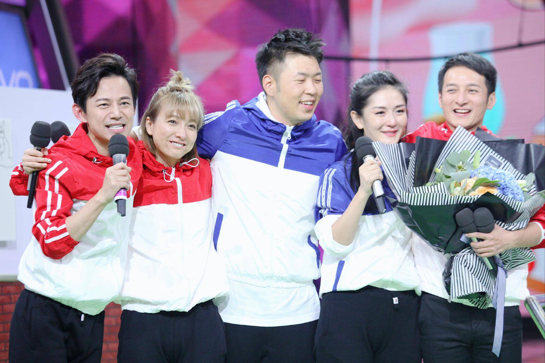 原创            必须追！快乐家族将录旅综，何炅率全员回归，不请飞行嘉宾