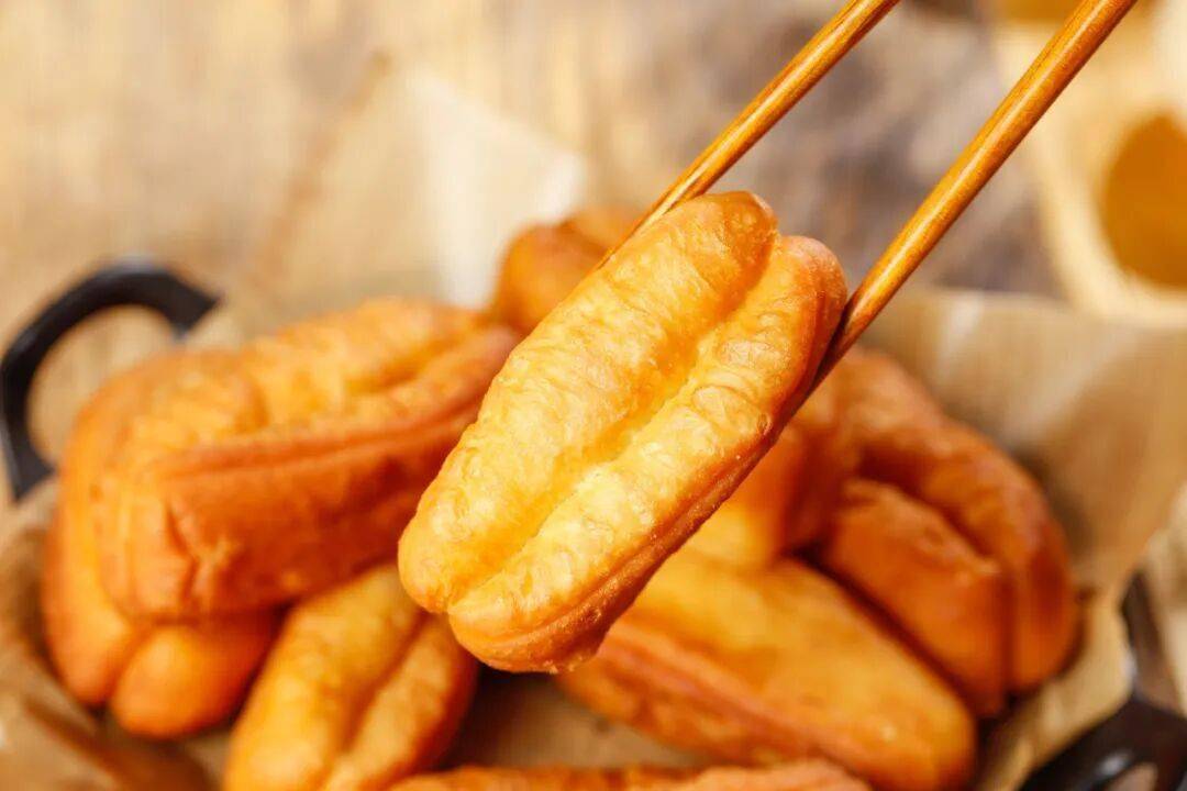 你吃的油条“达标”了吗？关于油条的几个指标你需要知道