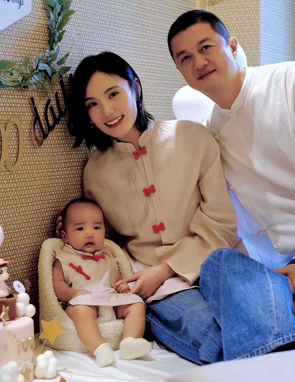 原创            李亚鹏二次离婚，原因曝光、和债务无关，终于理解王菲的选择了