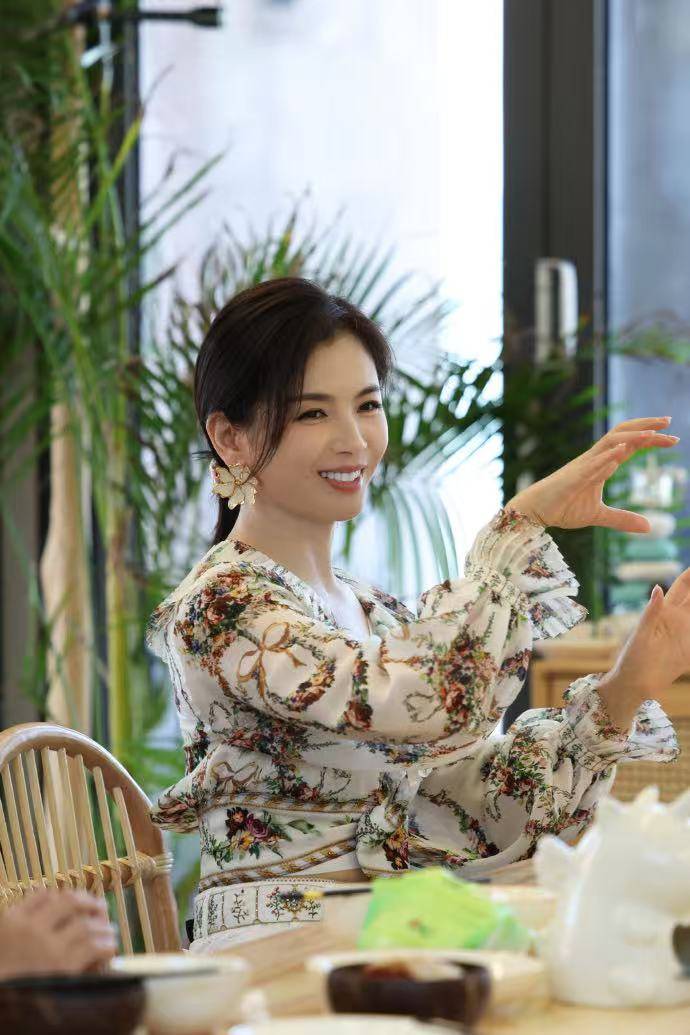 原创            刘涛再开客栈，海角88号背后实力不凡，她的工作能力再受认可