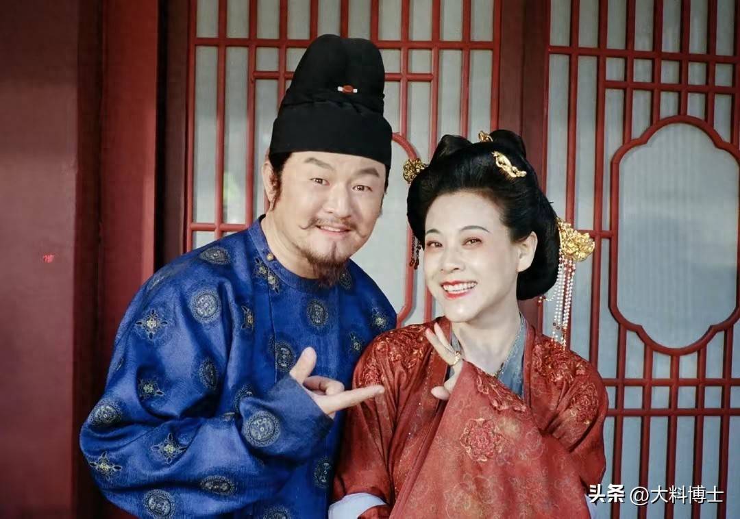 原创            演员郝文婷不给儿子买巧克力豆，爸爸张磊豪买三大袋，结账时懵了