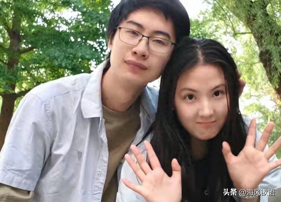 原创            庞众望带女友疑似拍领证照，七年爱情长跑，寒门贵子的幸福藏不住