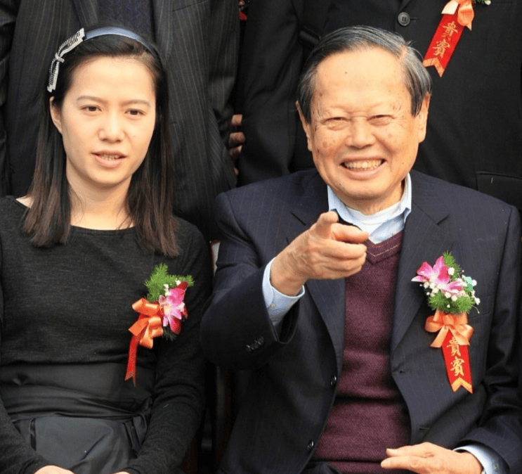 上亿现金资产需要3个人平分!翁帆仅能到手5000万左右