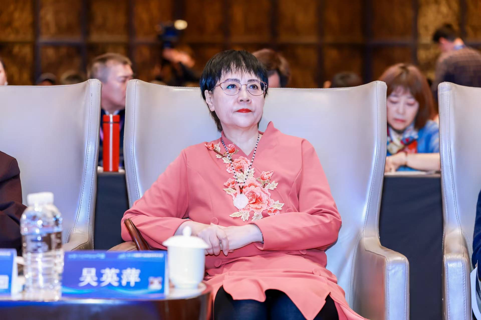 别等僵硬才后悔！吴英萍教授教你如何及早远离强直困扰