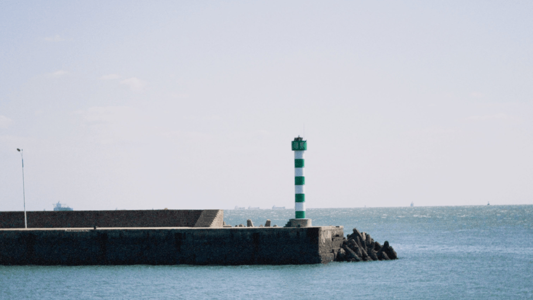 创伤不应该被若无其事的掩盖掉