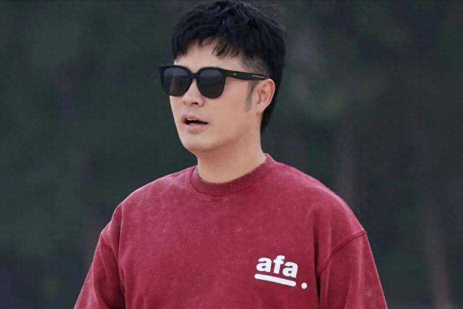 原创            《向往的生活8》惹人厌的2位嘉宾，矫情、做作，求求不要再来了