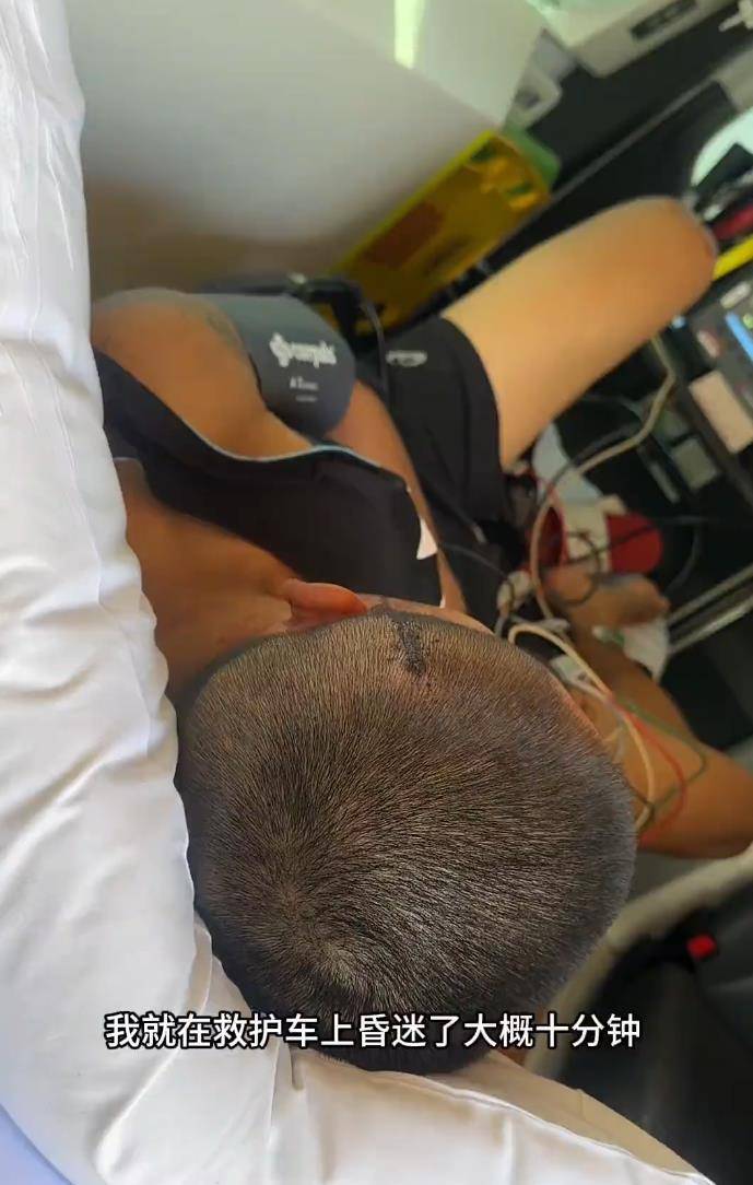 练职业拳击却被人殴打？中国首位00后洲际拳王澳洲遇袭反遭网暴，本人回应