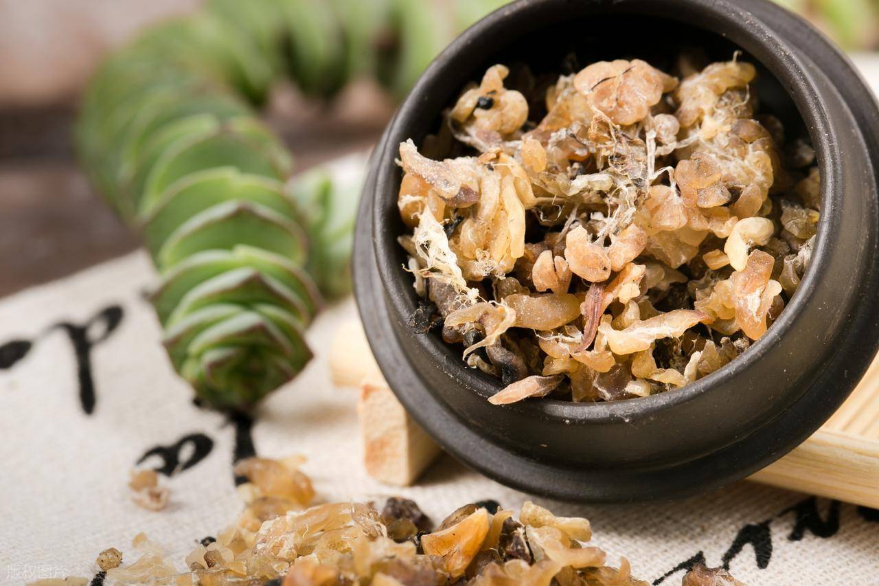 原创            秋天，记得要多吃这4种食物，对肺非常好，润肺排毒，营养当季！