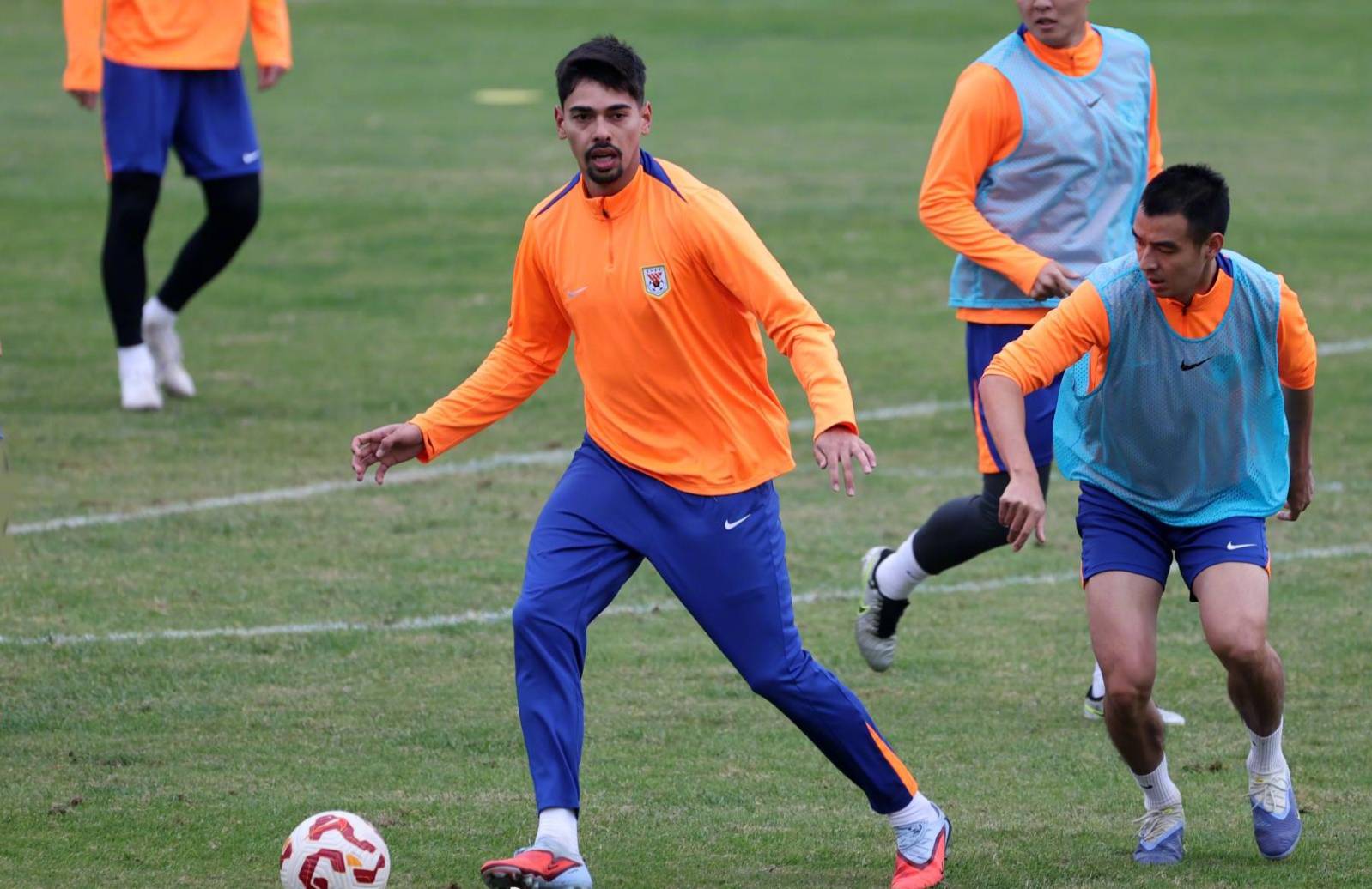 原创            干就完了！韩鹏豪言要给上海海港上强度，谁争冠和山东泰山没关系