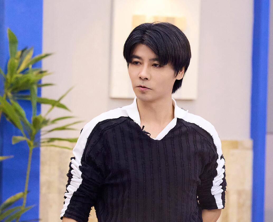 原创            胡夏的“言不由衷”，张晋的“不对劲”，让我看到了真人秀有多假