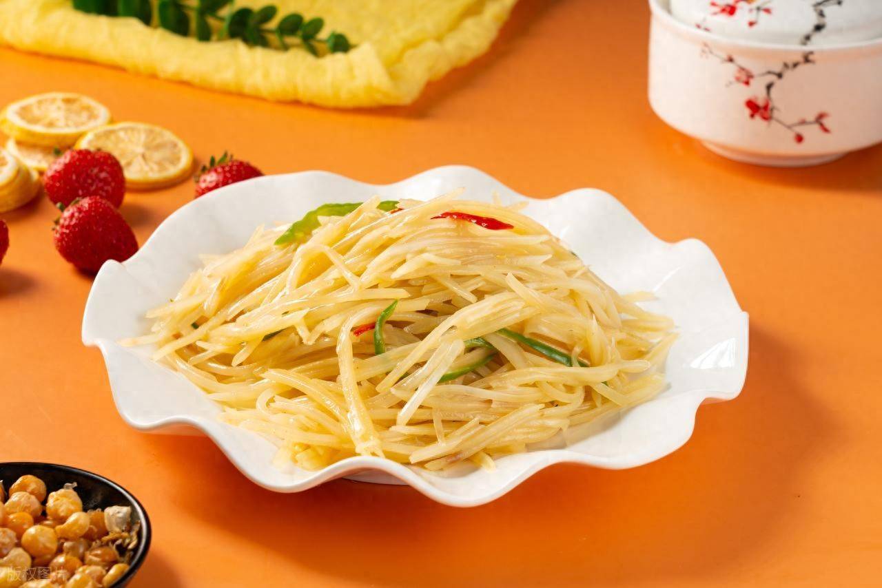 原创            糖友吃土豆，方法是关键！蒸、炒、烤和做成泥，哪种几乎不升糖？
