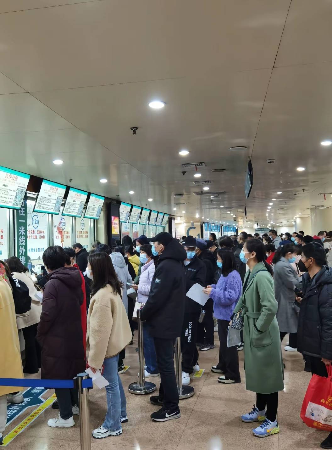 股骨头坏死患者的保髋之困，为何大医院只建议置换？